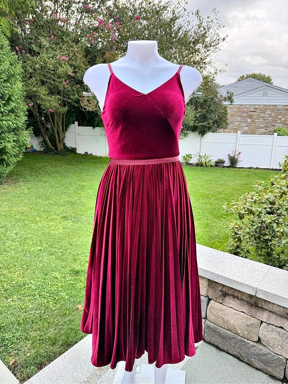 Ted Baker Velvet Pleated Midi Dress in Red Like New